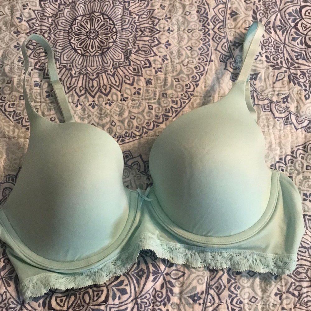 32D